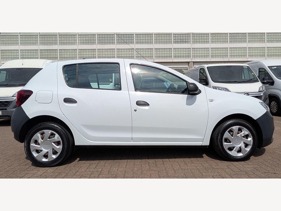 2018 Dacia Sandero photo 8
