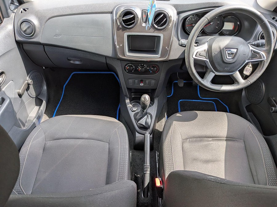 2018 Dacia Sandero photo 12