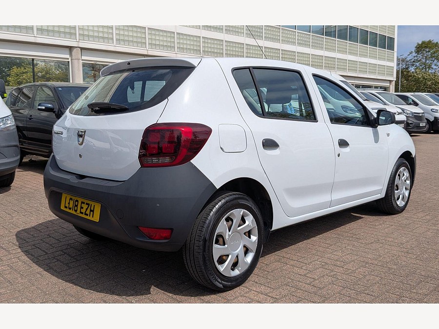 2018 Dacia Sandero photo 9
