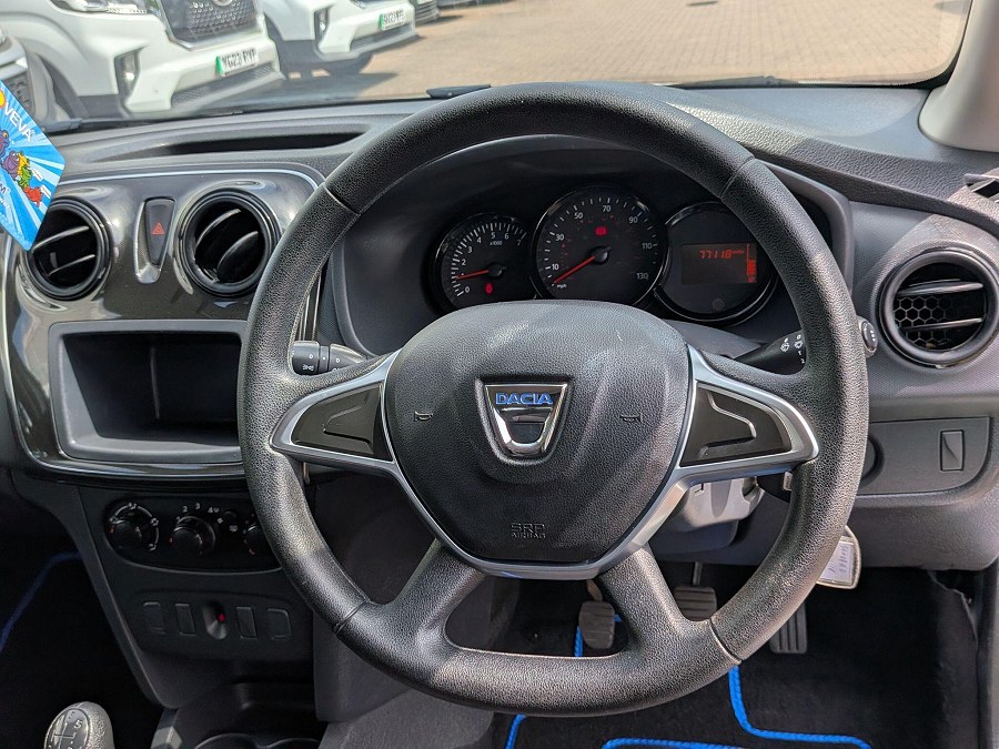 2018 Dacia Sandero photo 13
