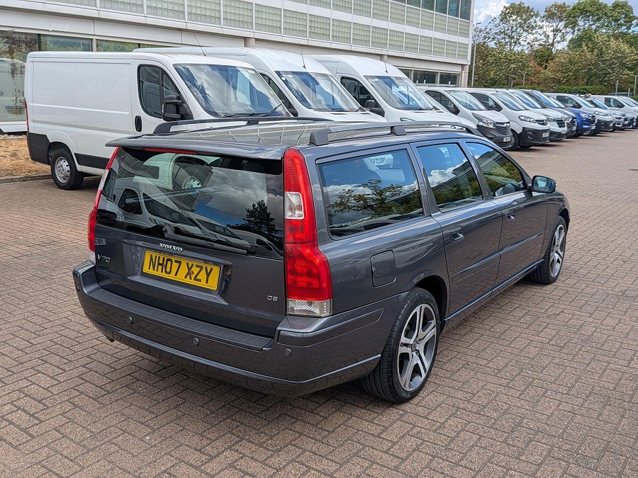 2007 Volvo V70 photo 13