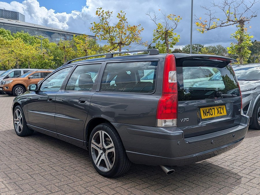 2007 Volvo V70 photo 9