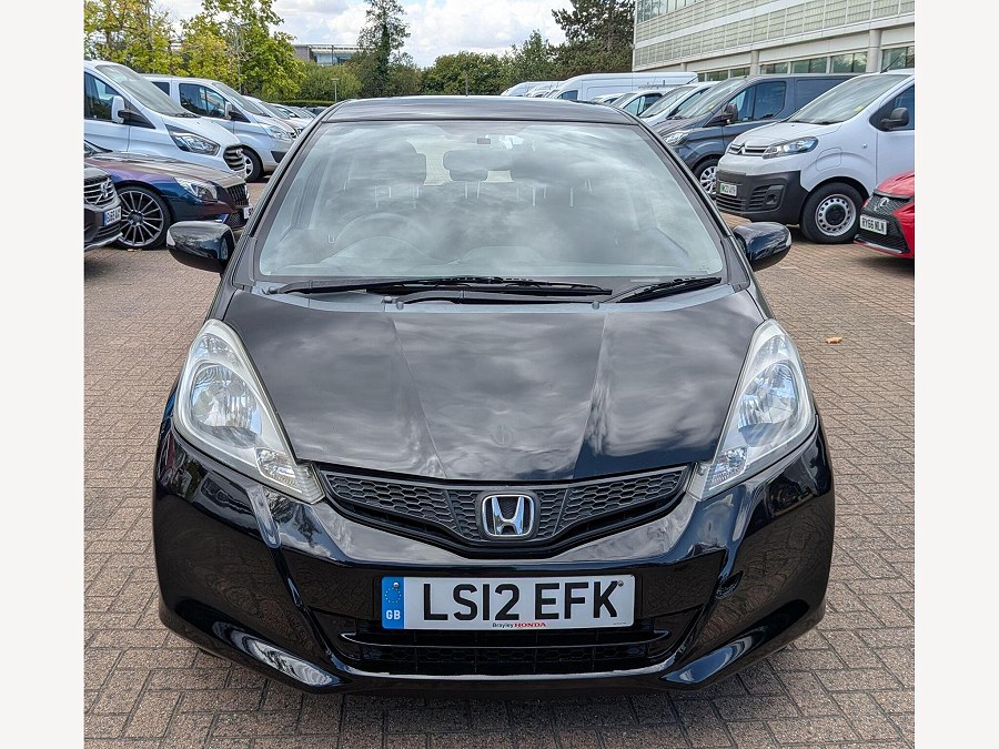 Honda Jazz photo 2
