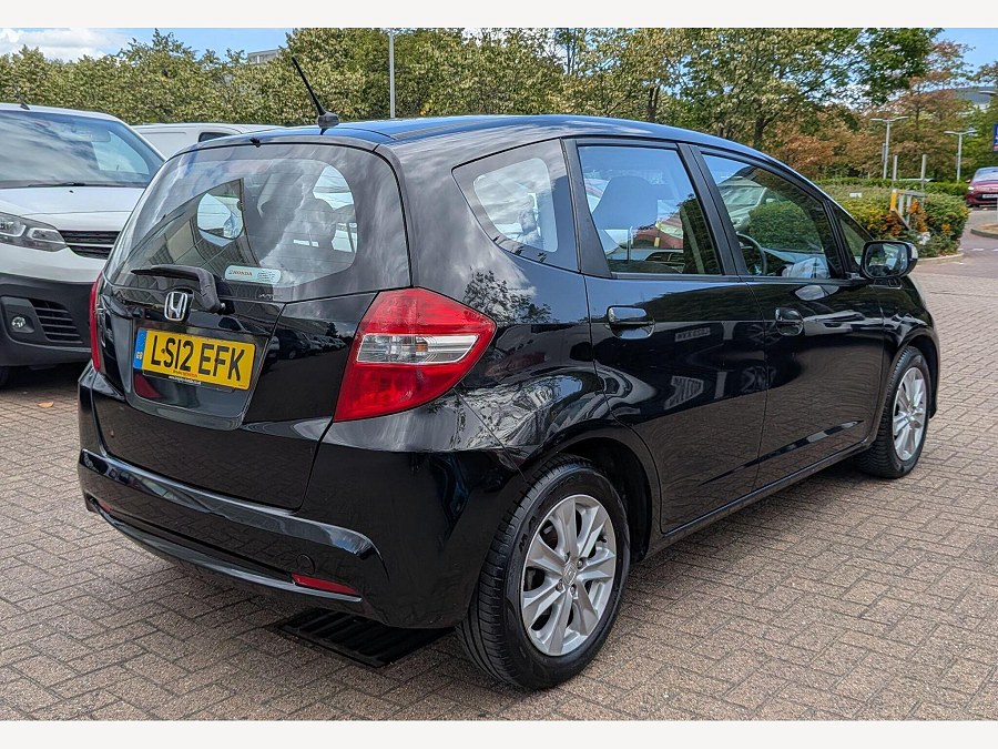 2012 Honda Jazz photo 12