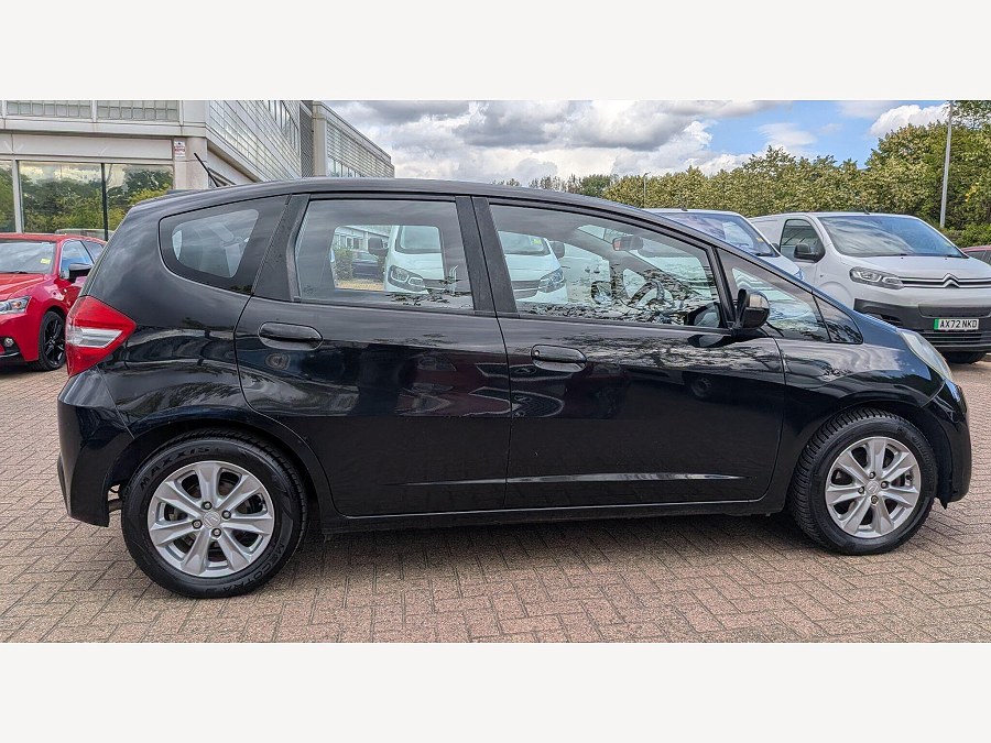 2012 Honda Jazz photo 11
