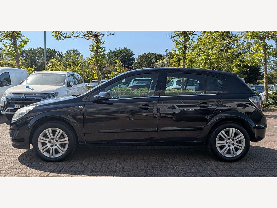 2008 Vauxhall Astra photo 8