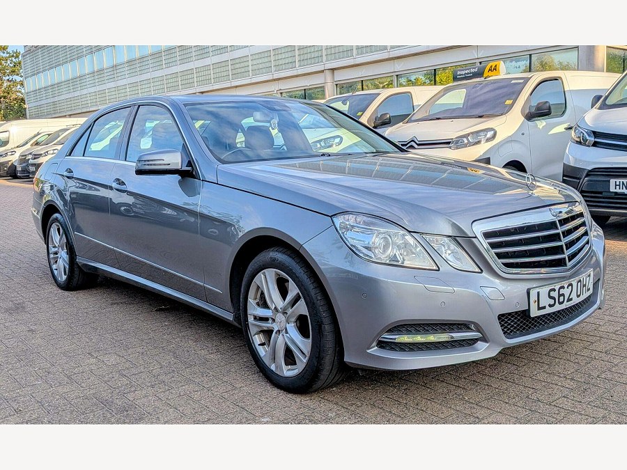 2012 Mercedes-Benz E Class photo 3