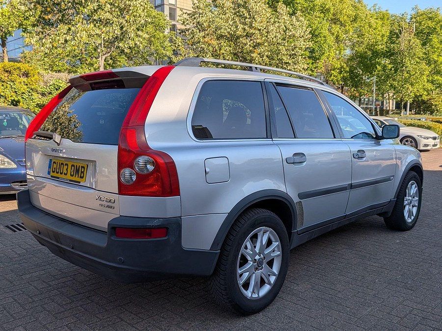 2003 Volvo XC90 photo 11