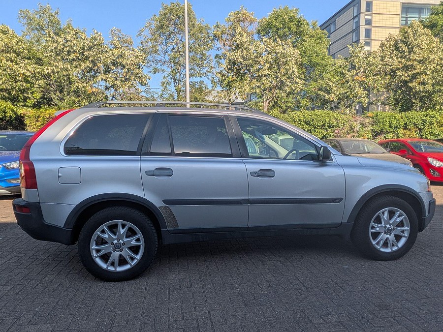 2003 Volvo XC90 photo 12