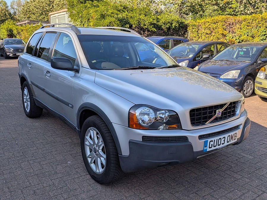 2003 Volvo XC90 photo 2