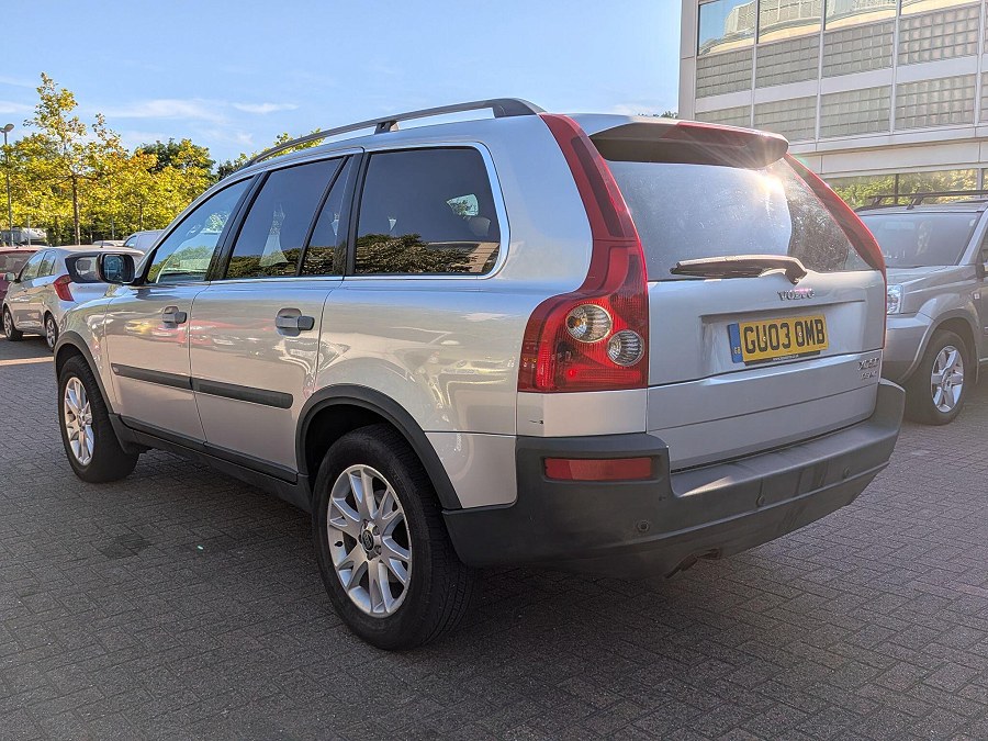2003 Volvo XC90 photo 8