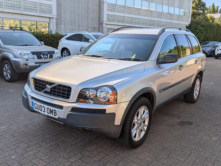 2003 Volvo XC90 photo 7