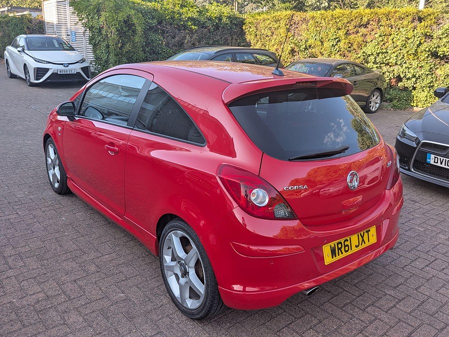 2011 Vauxhall Corsa photo 4