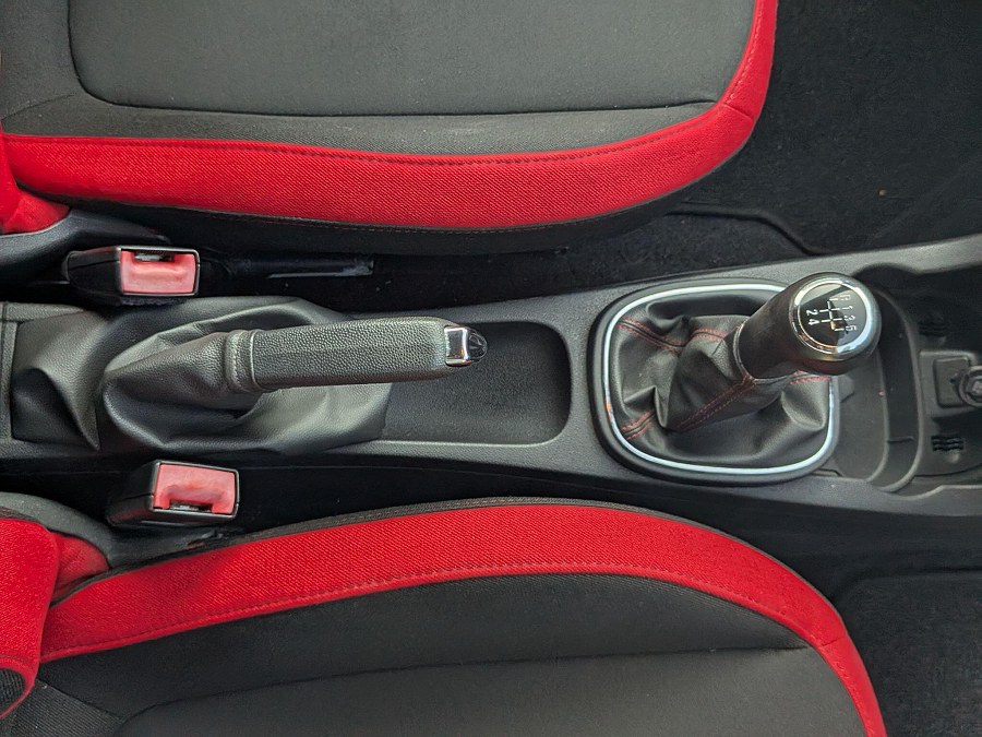 2011 Vauxhall Corsa photo 12