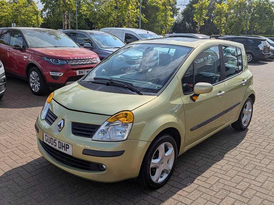 2005 Renault Modus photo 6
