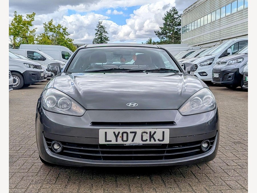 2007 Hyundai Coupe photo 3