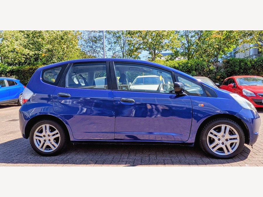 2010 Honda Jazz photo 14