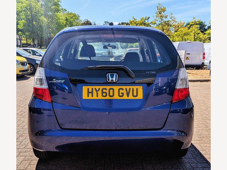 2010 Honda Jazz photo 12