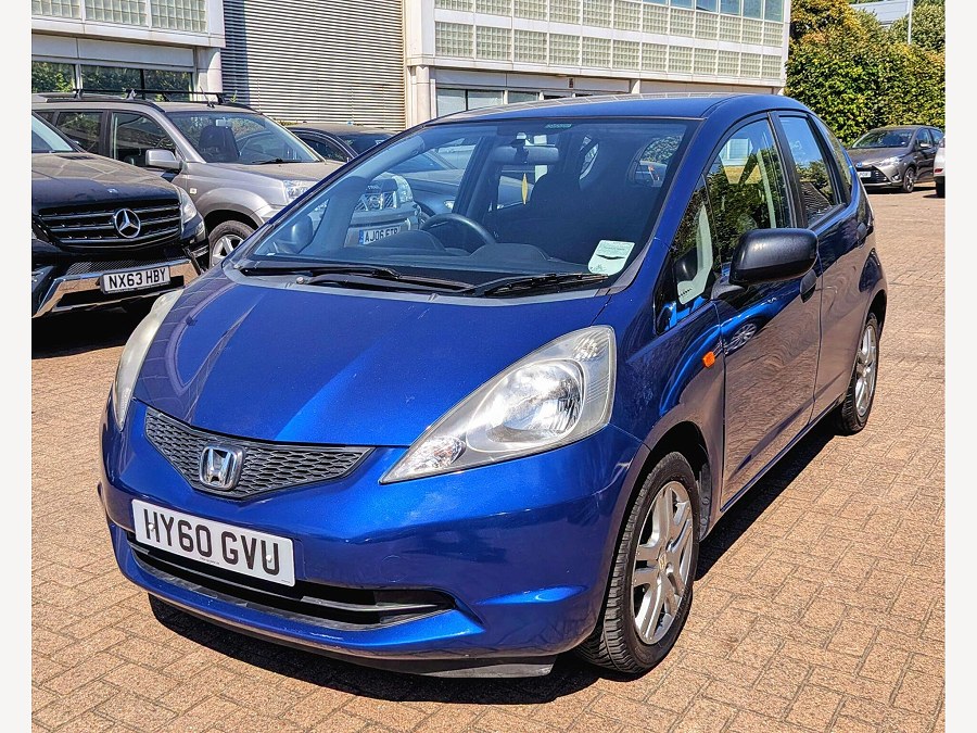2010 Honda Jazz photo 3