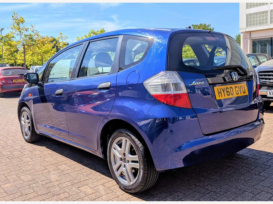 2010 Honda Jazz photo 4