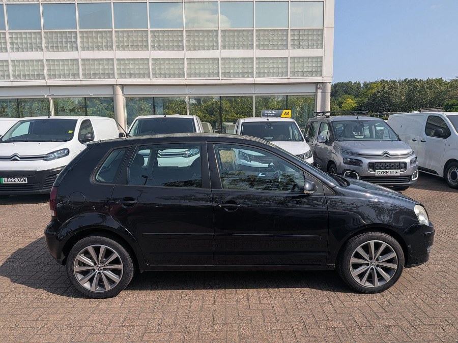 2009 Volkswagen Polo photo 13