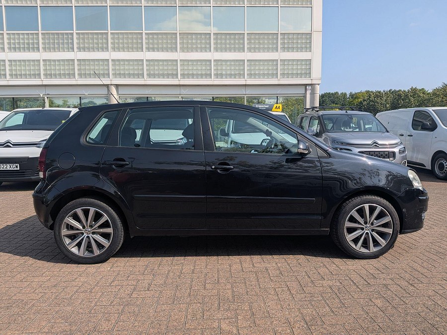 2009 Volkswagen Polo photo 14