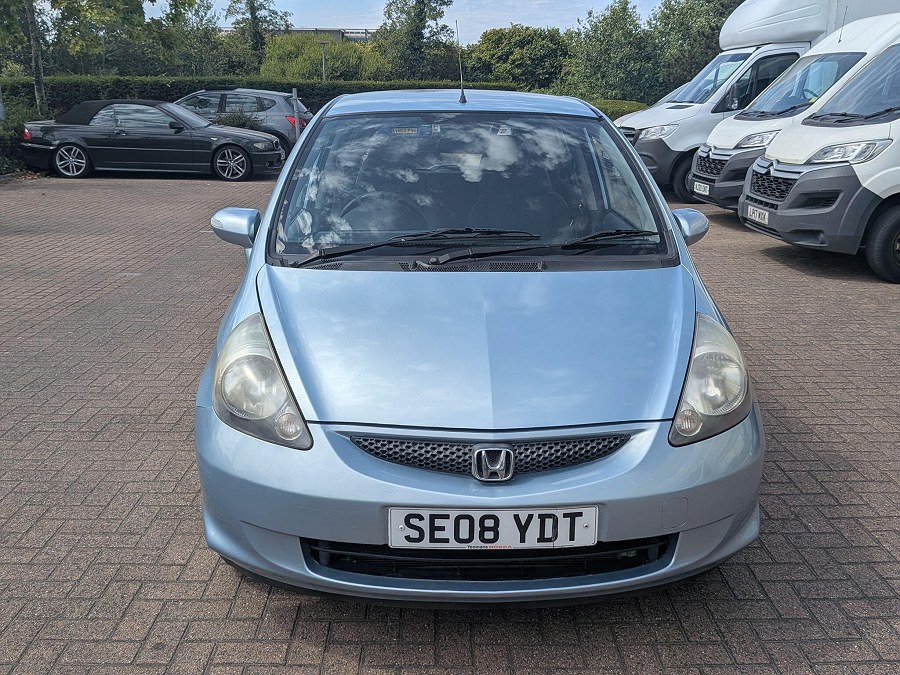 Honda Jazz photo 2