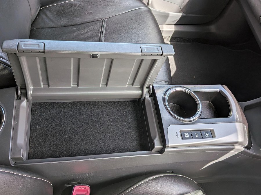 2012 Toyota Prius+ photo 14