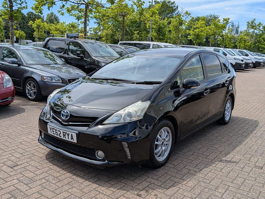 2012 Toyota Prius+ photo 7