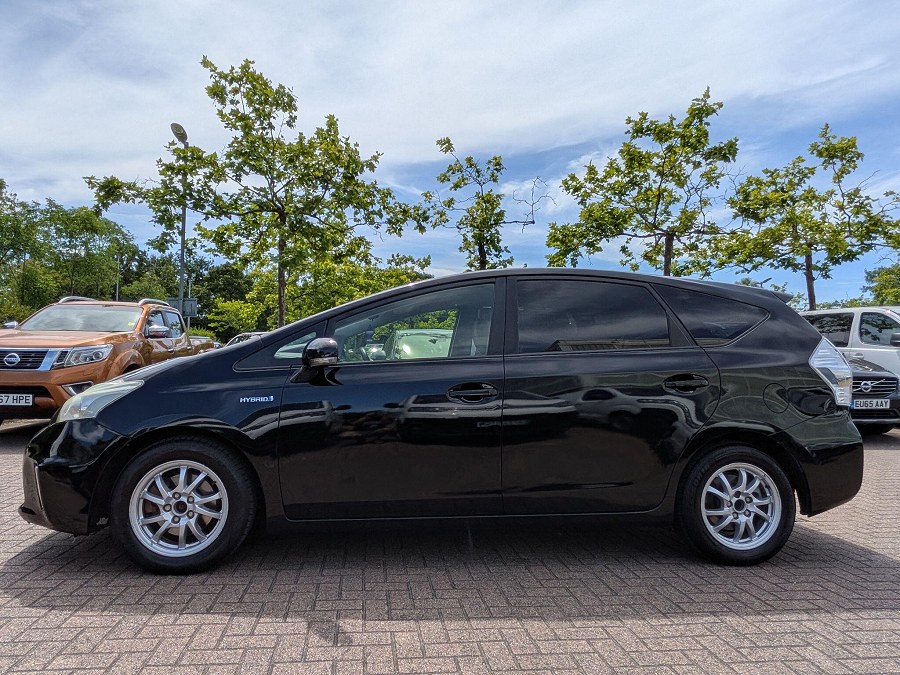 2012 Toyota Prius+ photo 8