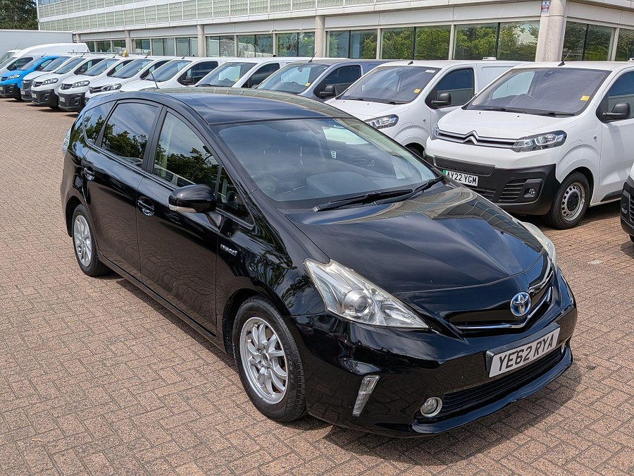 2012 Toyota Prius+ photo 5