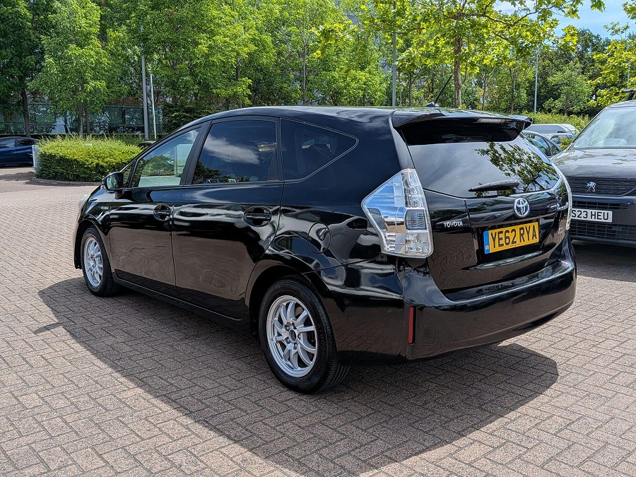 2012 Toyota Prius+ photo 4