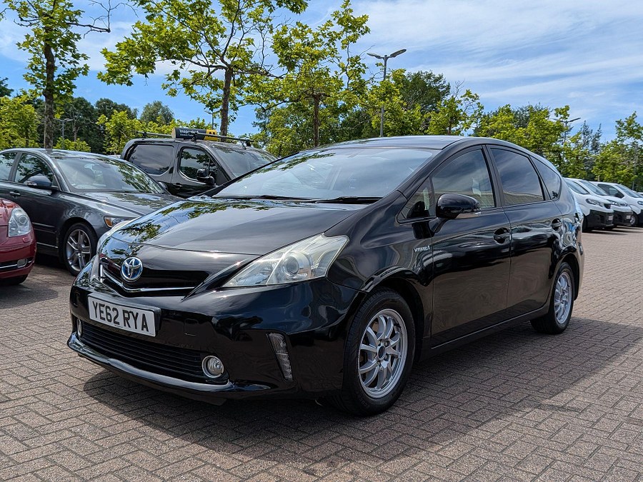 2012 Toyota Prius+ photo 3