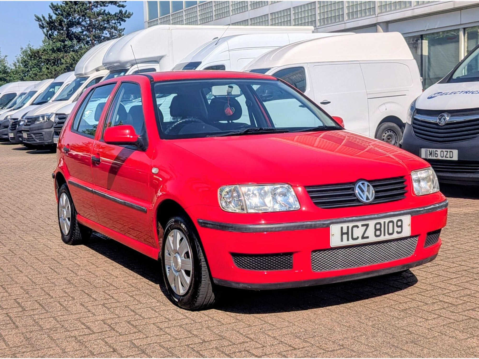 2001 Volkswagen Polo 1.4 SE Hatchback 5dr Petrol Automatic (185 g/km, 60 bhp) for sale at Amin Motors Garage LTD
