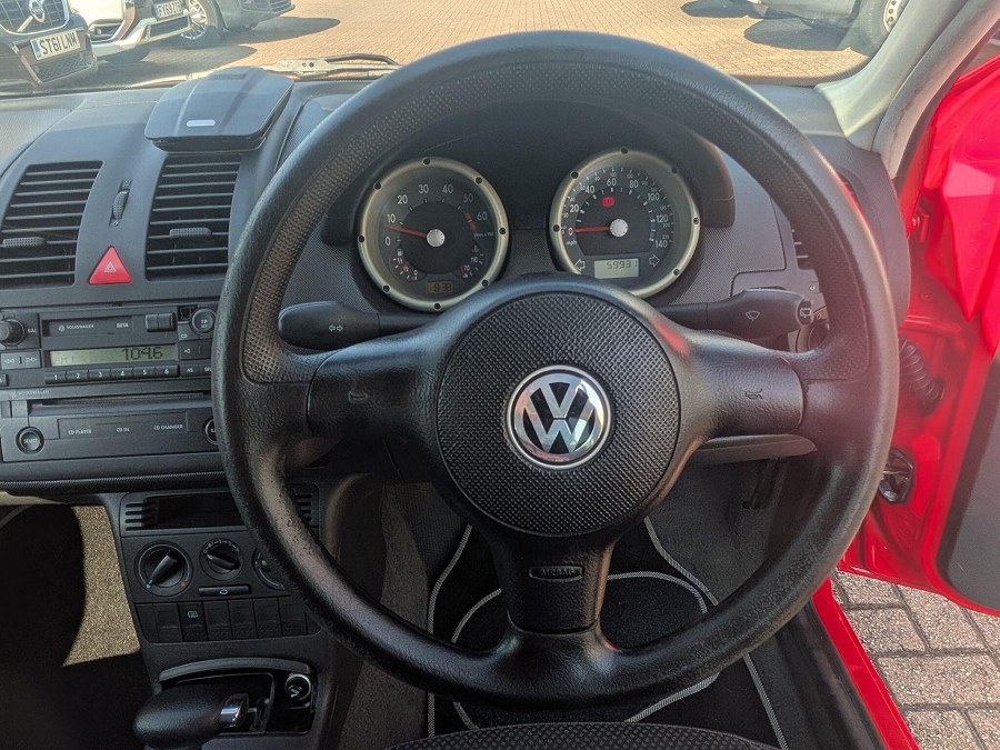 2001 Volkswagen Polo photo 14