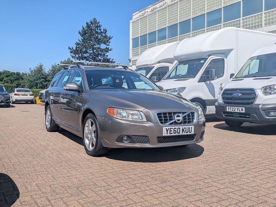 2010 Volvo V70 photo 5