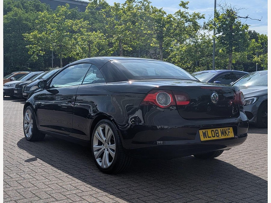 2008 Volkswagen Eos photo 12