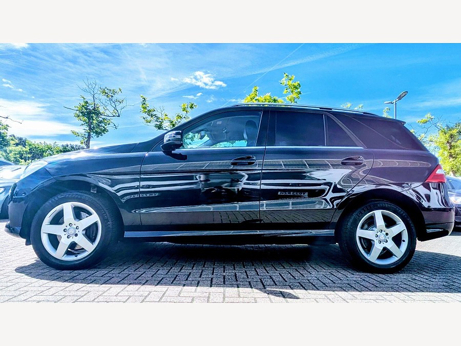 2013 Mercedes-Benz M Class photo 8