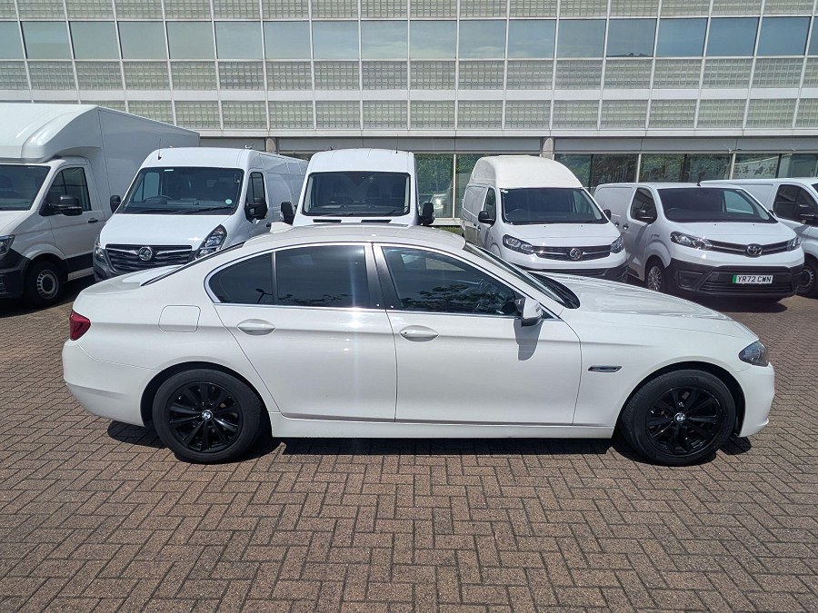 2014 BMW 5 Series photo 13
