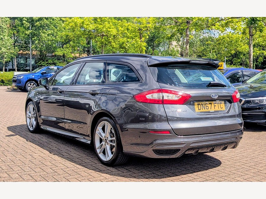 2017 Ford Mondeo photo 3