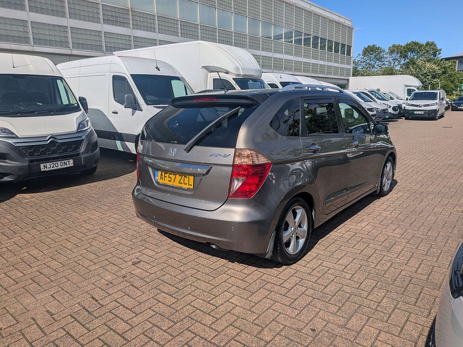 2007 Honda FR-V photo 12