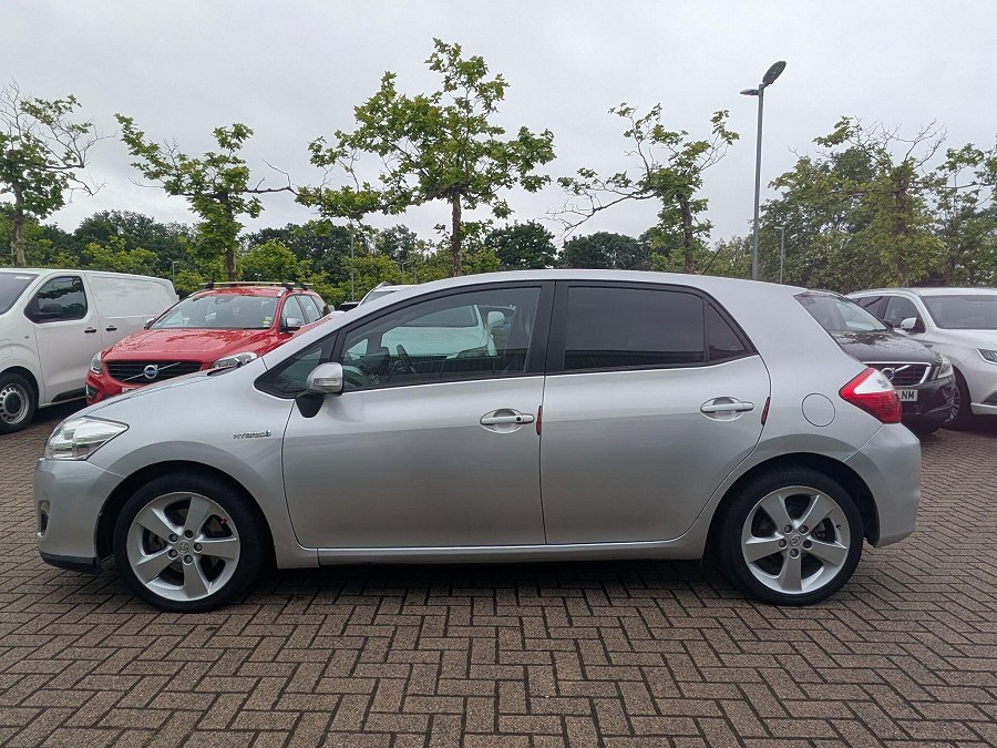 2010 Toyota Auris photo 9