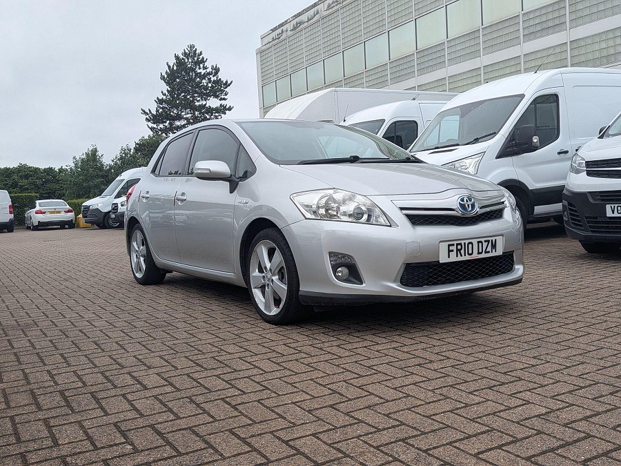 Toyota Auris photo 2