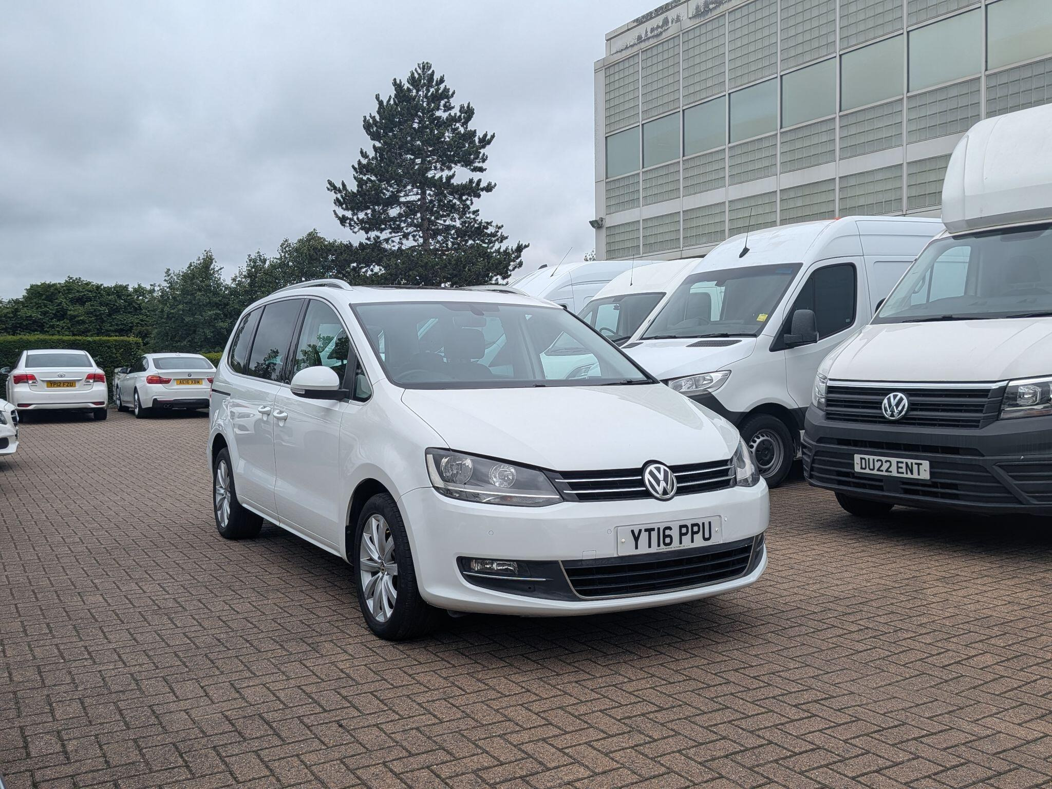 2016 Volkswagen Sharan 2.0 TDI BlueMotion Tech SEL DSG Euro 6 (s/s) 5dr for sale at Amin Motors Garage LTD