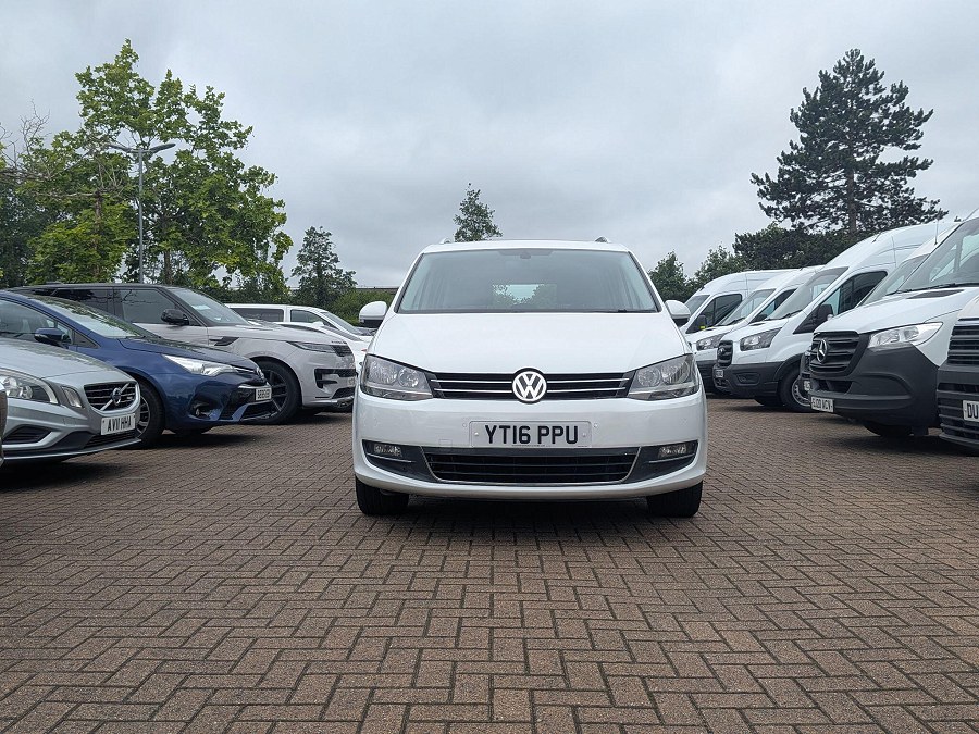 2016 Volkswagen Sharan photo 3