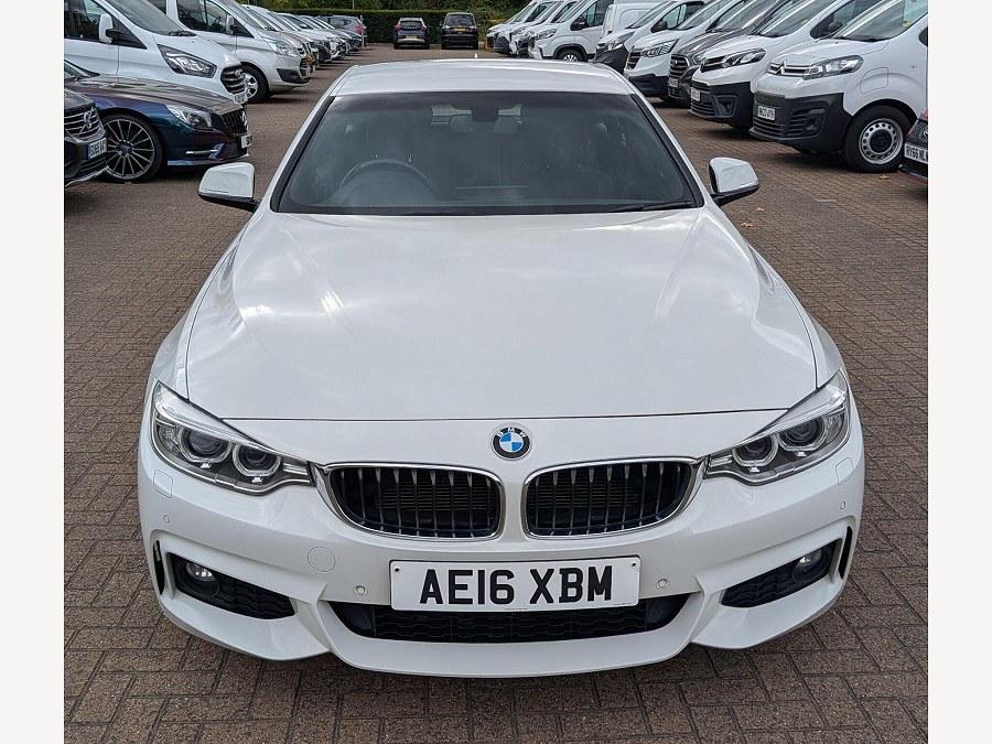 BMW 4 Series Gran Coupe photo 2