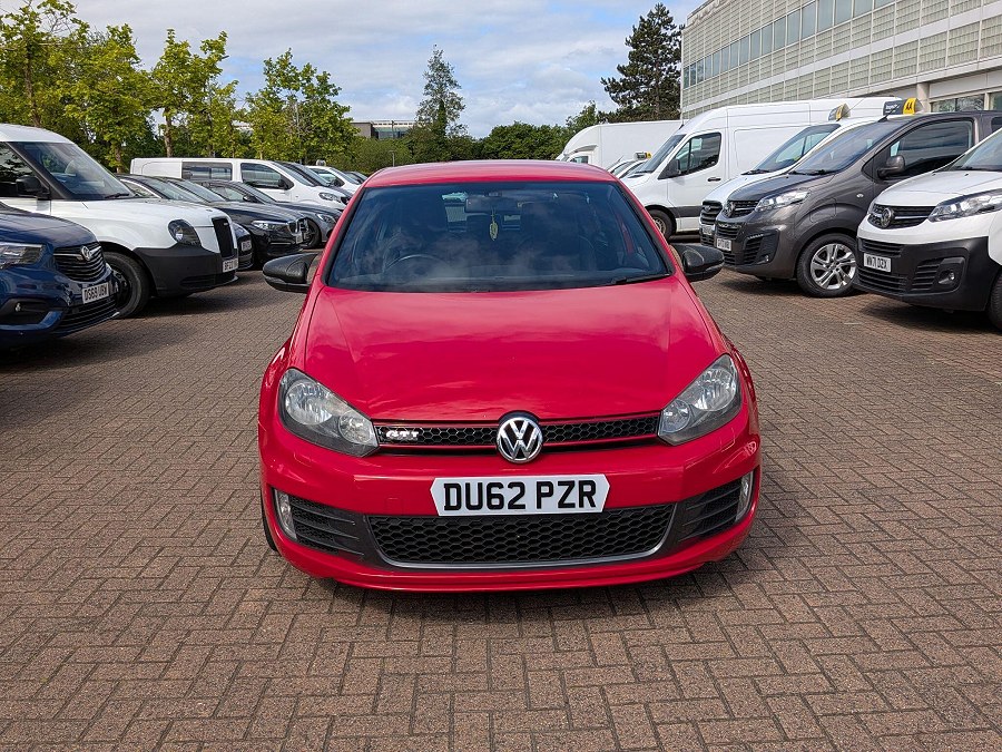 2012 Volkswagen Golf photo 3