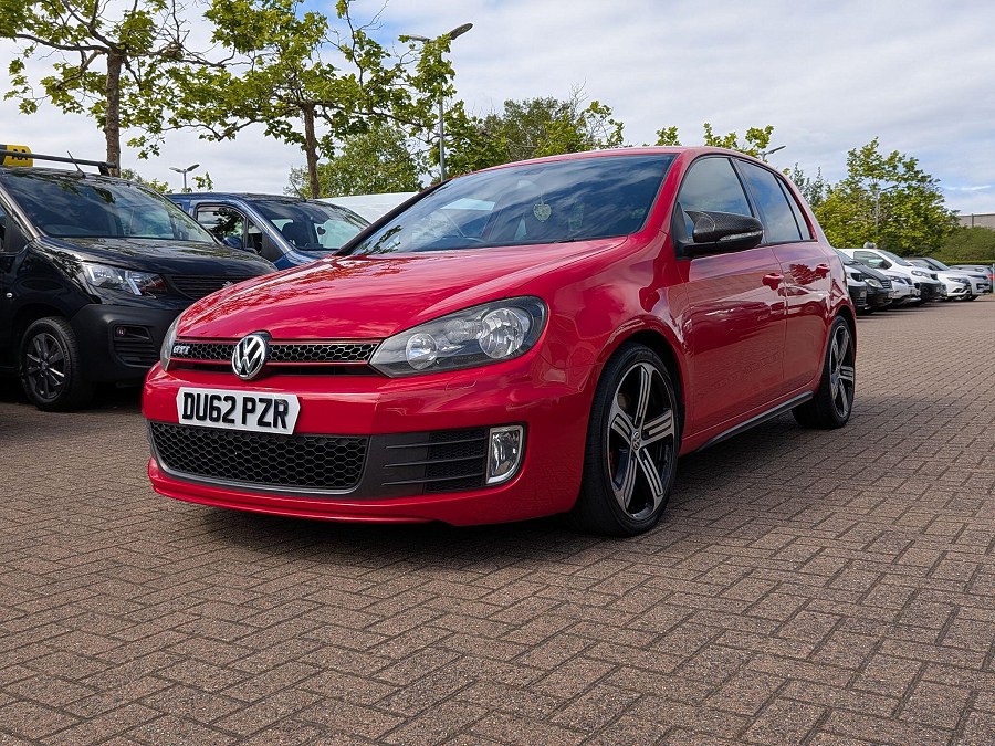 2012 Volkswagen Golf photo 4