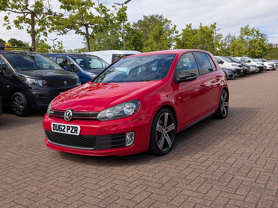 2012 Volkswagen Golf photo 6