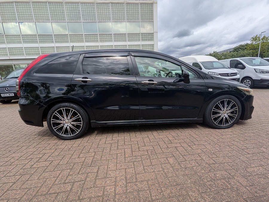 2019 Honda Stream photo 8